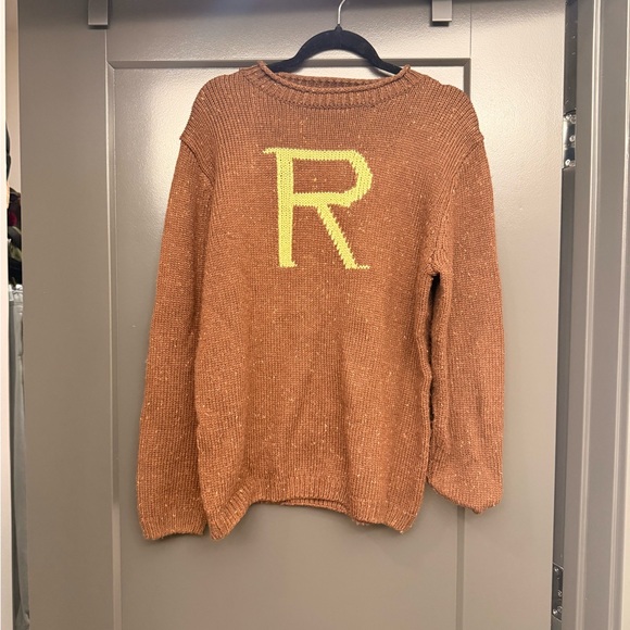 Ron Weasley “R” sweater - Picture 2 of 3